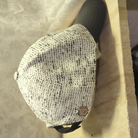 Vince Camuto Hat With Leather Like Brim - Picture 2 of 5